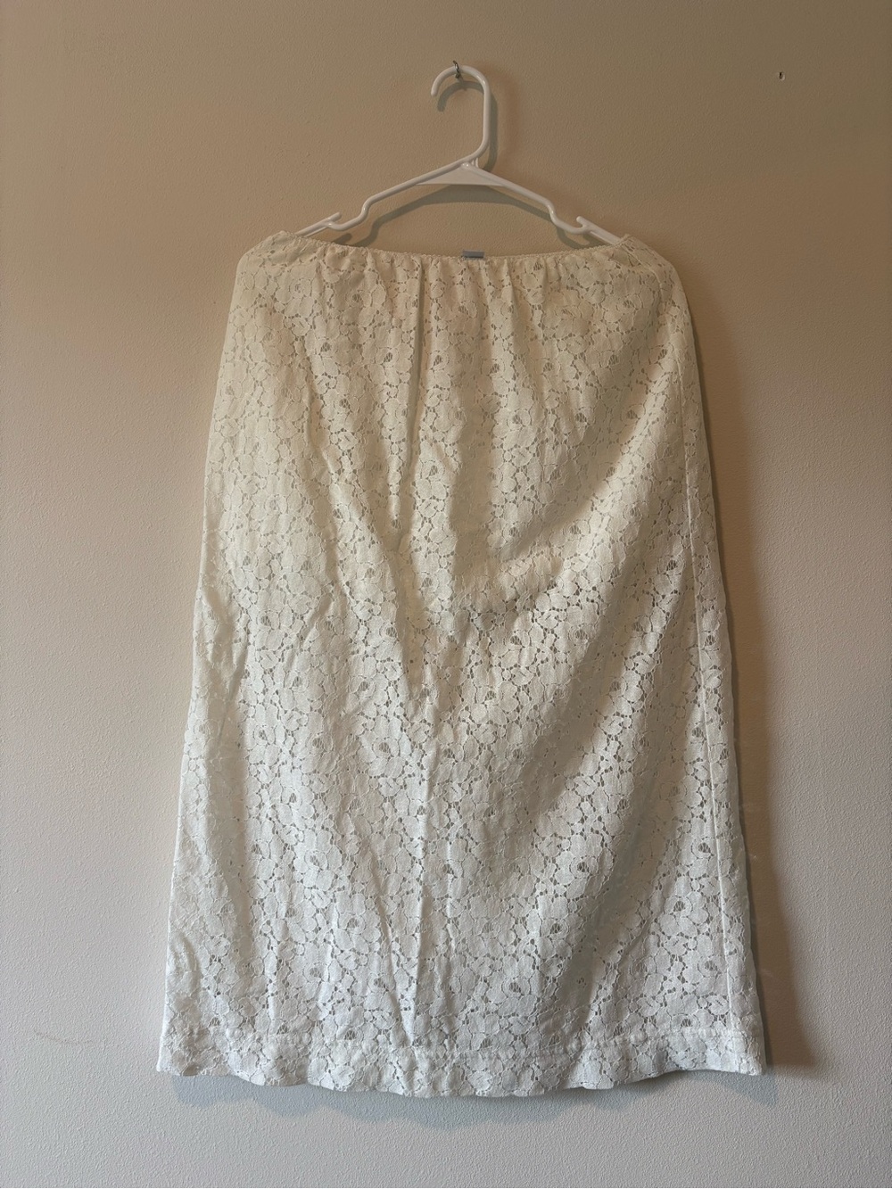 Old Navy Cream Lace Midi Skirt